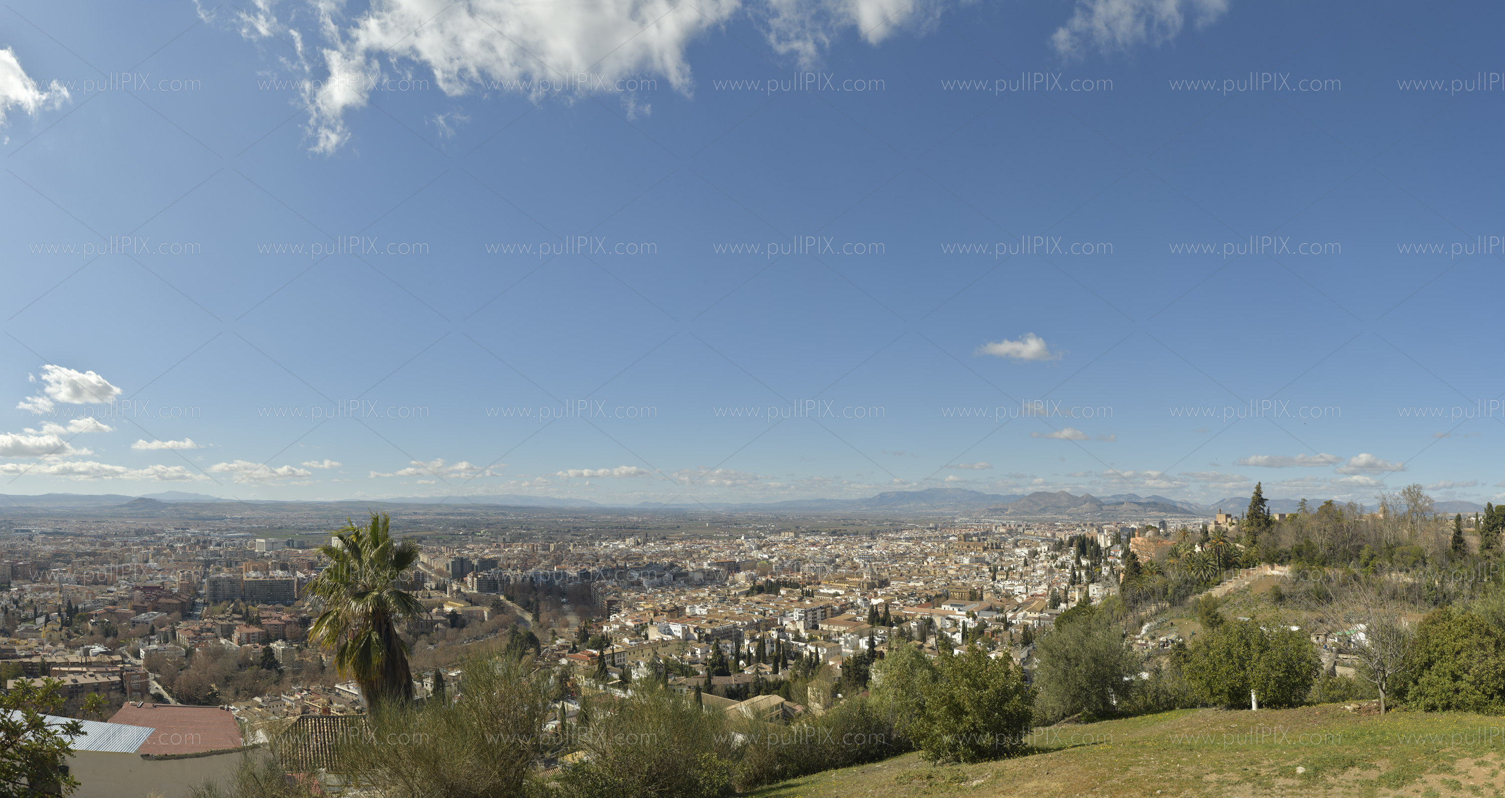 Preview Granada von Oben.jpg